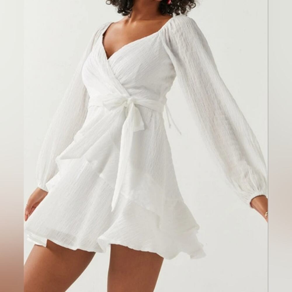 NWT Francesca's Blue Rain Wynonna Textured Ruffle Mini Dress White Size Med